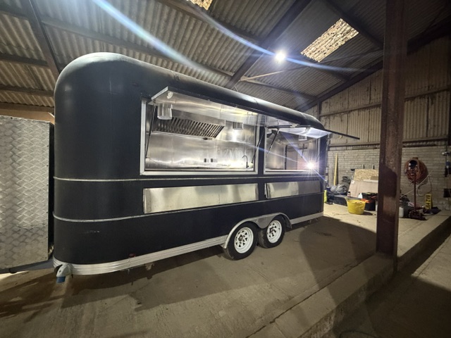 Airstream Style Food Catering Van Trailer